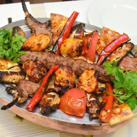 Vatan Asur Hotel 4*