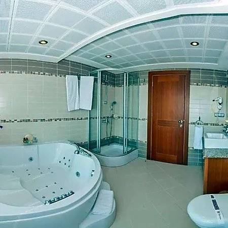 Vatan Asur 4*