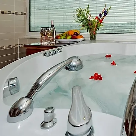 Vatan Asur Hotel